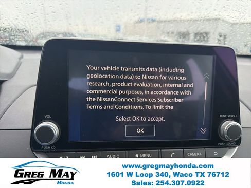 Used 2025 Nissan Altima 2.5 SV FWD image 16