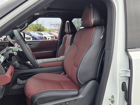 New 2026 INFINITI QX80 Autograph w/ Premium Cargo Package image 12