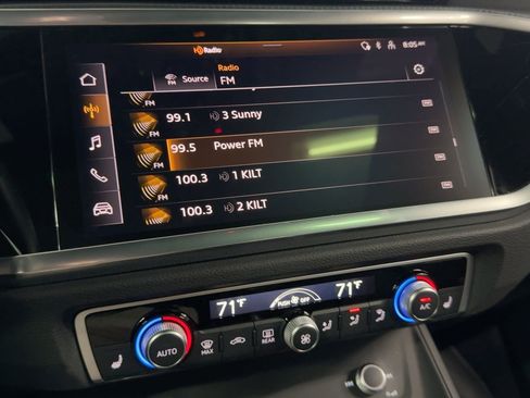 Used 2023 Audi Q3 2.0T Premium Plus w/ Premium Plus Package image 22