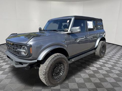 Used 2023 Ford Bronco Outer Banks AWD/4WD image 3
