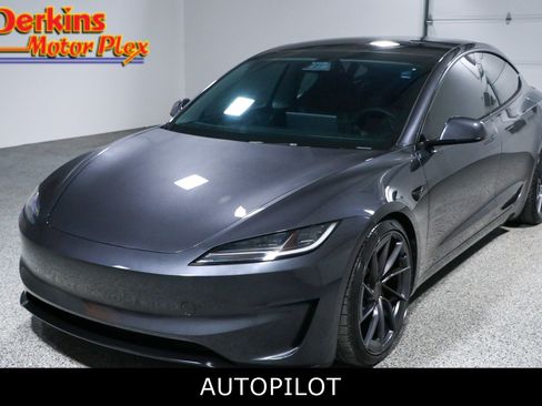 Used 2025 Tesla Model 3 Performance AWD/4WD image 1