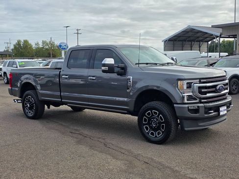 Used 2022 Ford F350 Platinum AWD/4WD image 3
