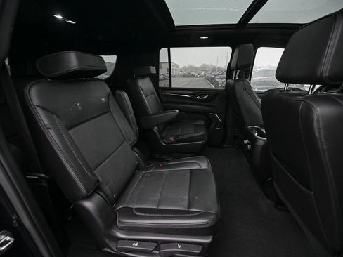 Used 2023 GMC Yukon XL Denali image 27