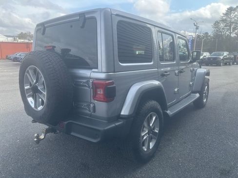 Used 2019 Jeep Wrangler Unlimited Sahara image 8