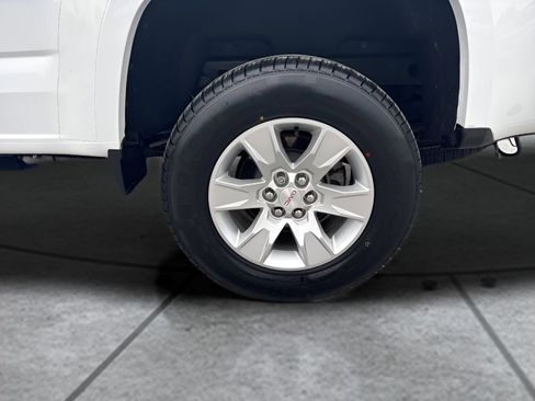 Used 2018 GMC Canyon SLE w/ SLE Convenience Package RWD image 28