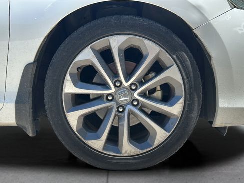 Used 2014 Honda Accord Sport image 32
