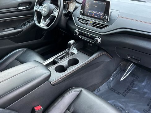 Used 2019 Nissan Altima 2.5 SR image 15