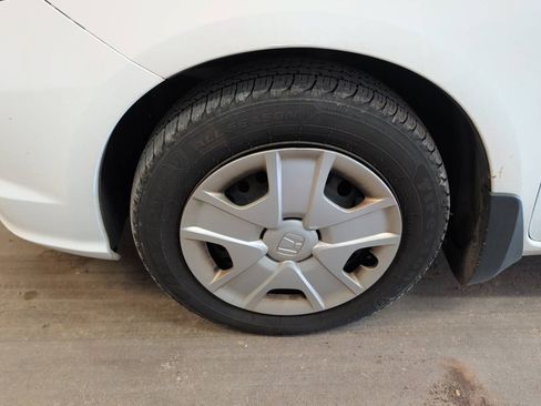 Used 2012 Honda Fit image 9