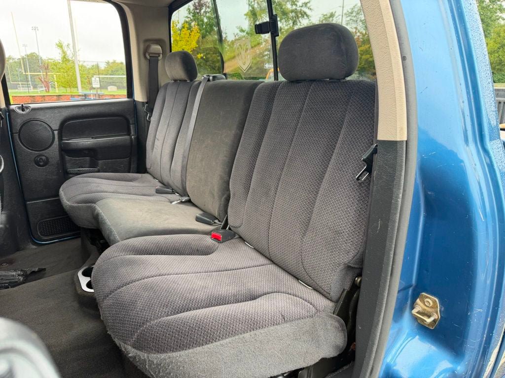 Used 2004 Dodge Ram 1500 Truck SLT w/ Sport Appearance Group AWD/4WD image 12
