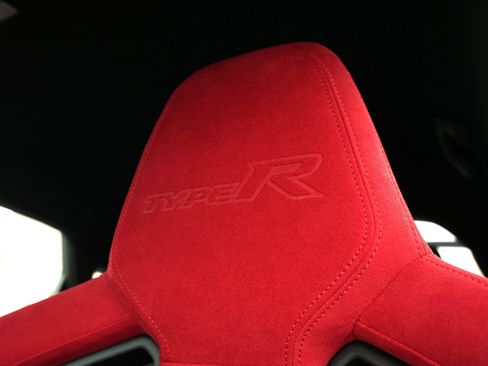 Used 2023 Honda Civic Type R image 19
