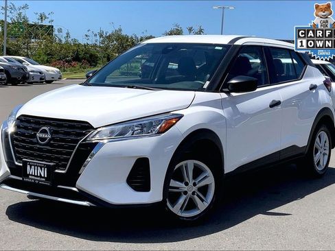 Used 2024 Nissan Kicks S image 2