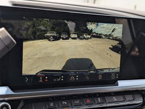 New 2026 GMC Sierra 3500 SLE w/ SLE Value Package image 13