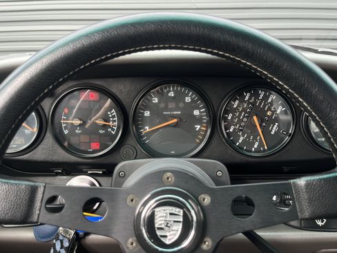 Used 1992 Porsche 911 Carrera image 61