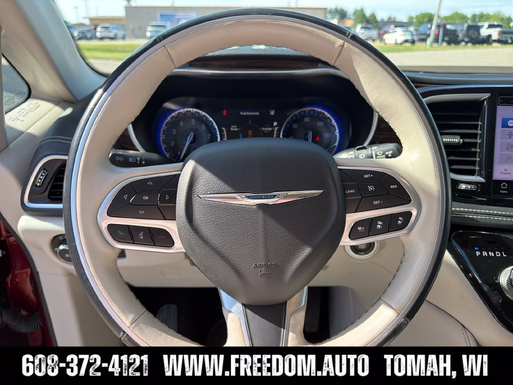 Used 2021 Chrysler Pacifica Limited w/ Premium & Safety Sphere Group AWD/4WD image 14