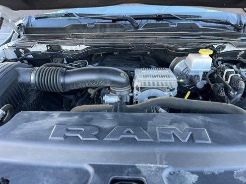 Used 2024 RAM 1500 Laramie image 39