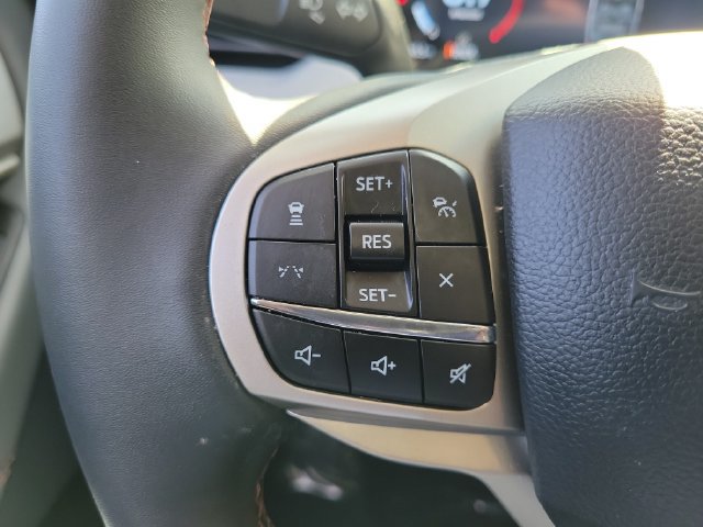 Used 2026 Ford Explorer Active w/ Active Comfort Package RWD image 5
