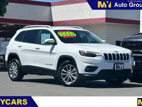 Used 2021 Jeep Cherokee Latitude Lux FWD image 1