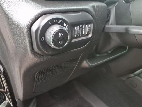 Used 2022 Jeep Gladiator Sport AWD/4WD image 20