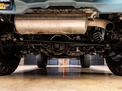 Used 2023 Ford Bronco Wildtrak image 16