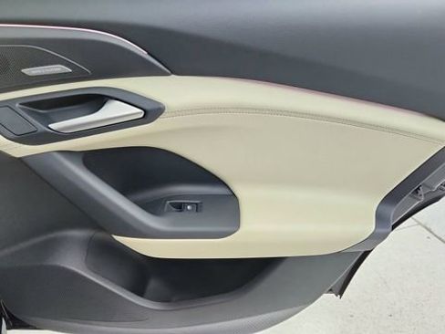 Used 2025 Audi A6 e-tron Prestige w/ Beige Warm Weather Package image 27