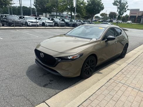 Used 2025 MAZDA MAZDA3 Carbon AWD/4WD image 4