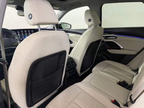 Certified 2025 Audi Q5 Premium w/ Premium Plus AWD/4WD image 24