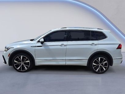 Used 2022 Volkswagen Tiguan SEL R-Line