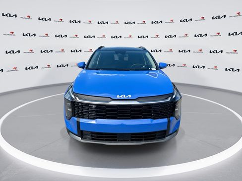 Certified 2026 Kia Sportage SX FWD image 3