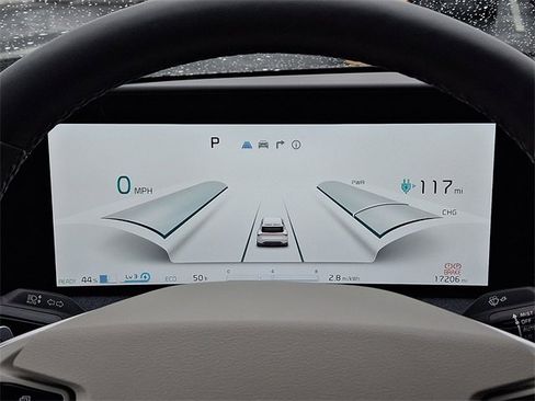 Certified 2022 Kia EV6 Wind w/ Wind Technology Package image 20