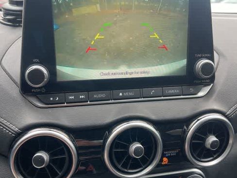 Used 2021 Nissan Sentra SV image 18