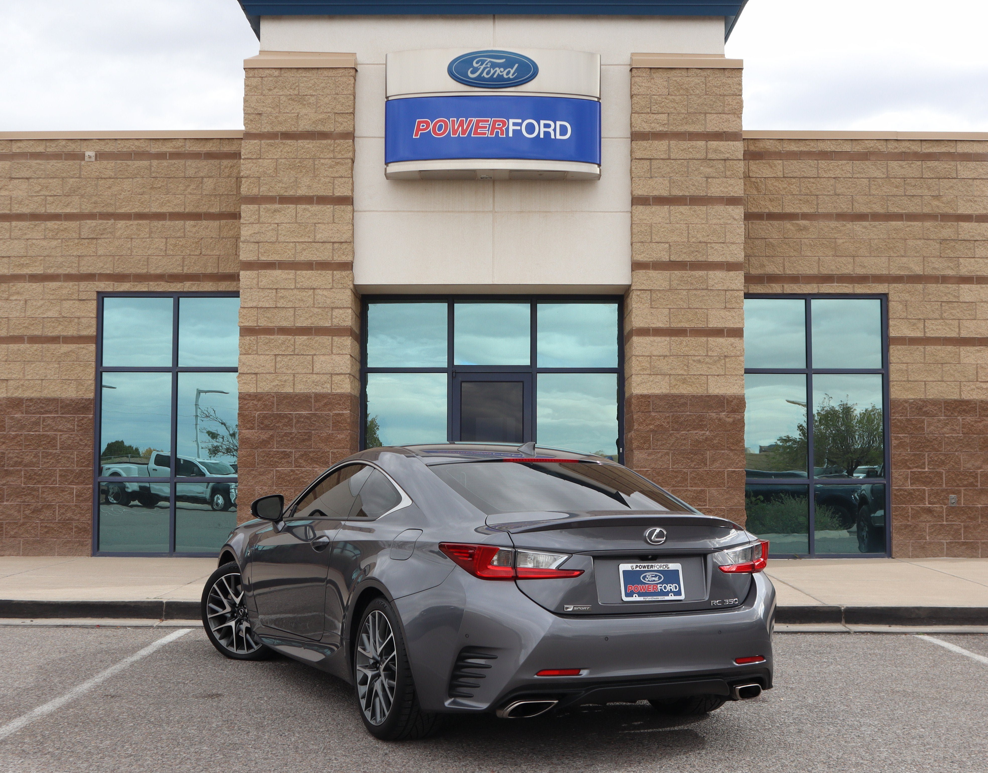 Used 2015 Lexus RC 350 w/ F Sport w/Summer Tires RWD image 8