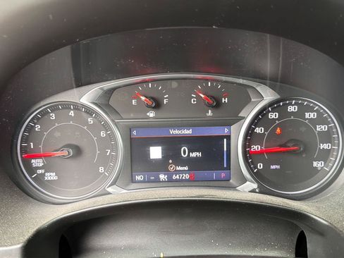 Used 2019 GMC Terrain SLT w/ Preferred Package FWD image 9