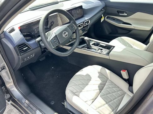 New 2026 Nissan Sentra SL w/ Floor Mat Package FWD image 14