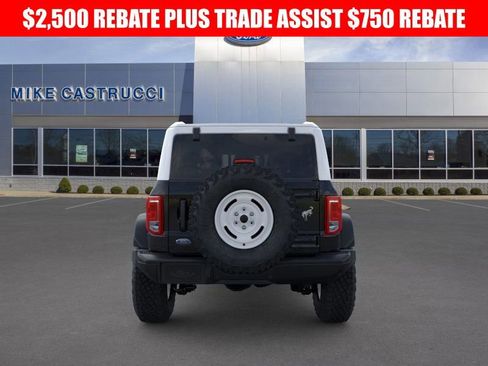 New 2025 Ford Bronco Heritage Edition image 5