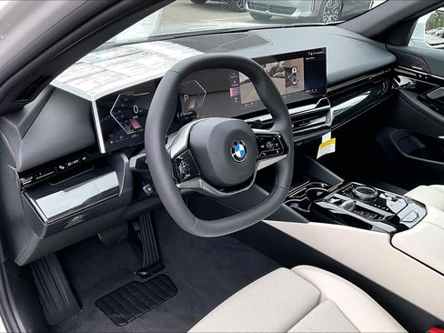 New 2026 BMW 530i 530i image 9
