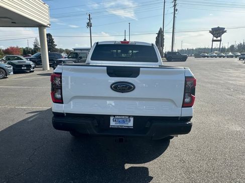 New 2026 Ford Ranger Lariat w/ FX4 Off-Road Package AWD/4WD image 3