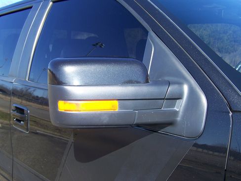 Used 2014 Ford F150 FX4 w/ Equipment Group 402A Luxury image 40