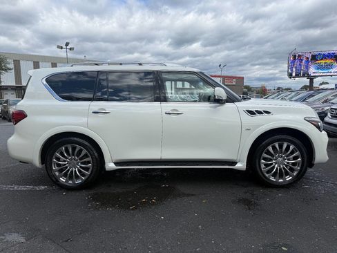 Used 2015 INFINITI QX80 Luxe w/ 22" Wheel Package image 4