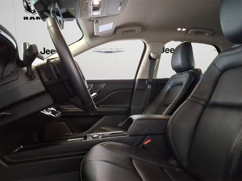 Used 2023 Lincoln Corsair FWD image 8