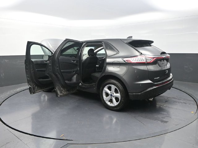 Used 2017 Ford Edge SE w/ Cargo Accessory Package AWD/4WD image 43