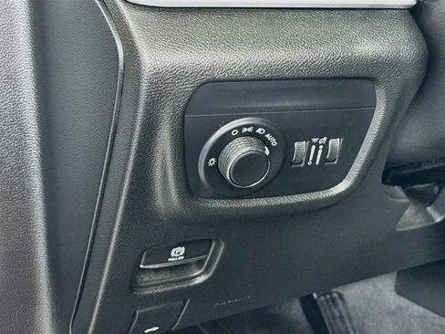 Used 2023 Jeep Grand Cherokee L Laredo w/ Luxury Tech Group I AWD/4WD image 10