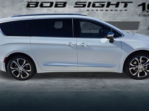 New 2026 Chrysler Pacifica Pinnacle image 6