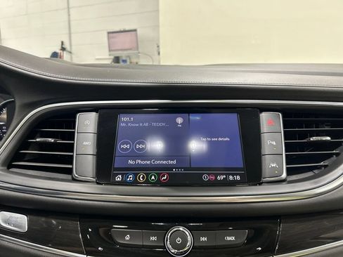 Used 2023 Buick Enclave Premium w/ Experience Buick Package AWD/4WD image 23