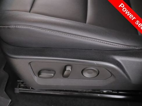 Used 2023 GMC Canyon Elevation w/ Elevation Premium Package AWD/4WD image 18