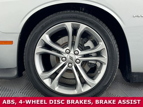 Used 2022 Dodge Challenger R/T image 31