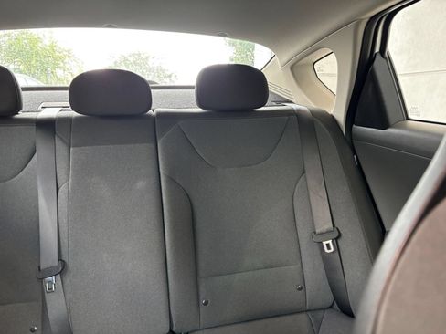 Used 2025 Kia K4 FWD image 38