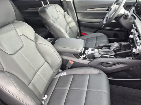 New 2025 Kia Telluride EX image 15
