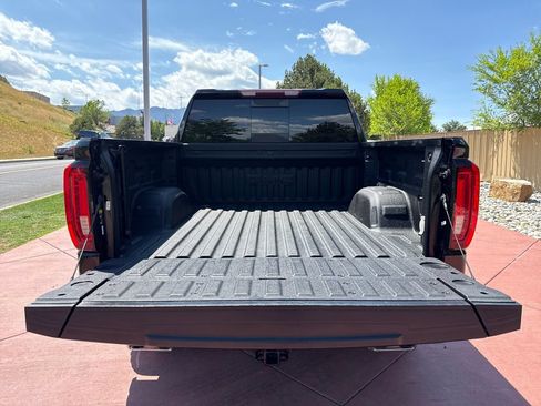 Used 2021 GMC Sierra 1500 SLT w/ SLT Premium Package AWD/4WD image 20