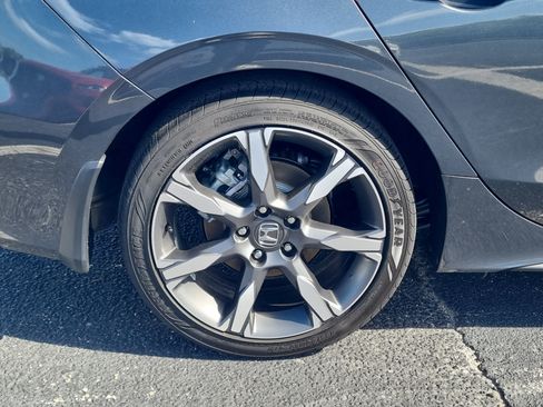 Used 2025 Honda Civic Sport Touring image 7