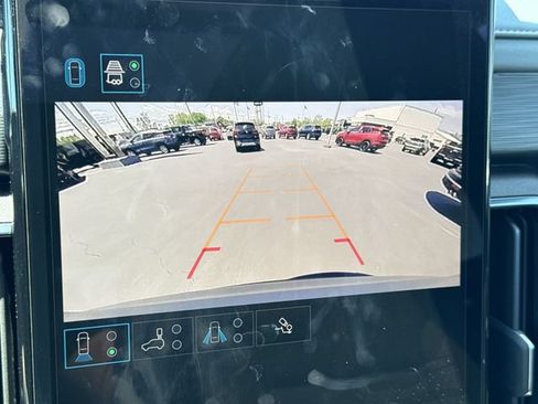 Certified 2025 GMC Acadia AT4 AWD/4WD image 15